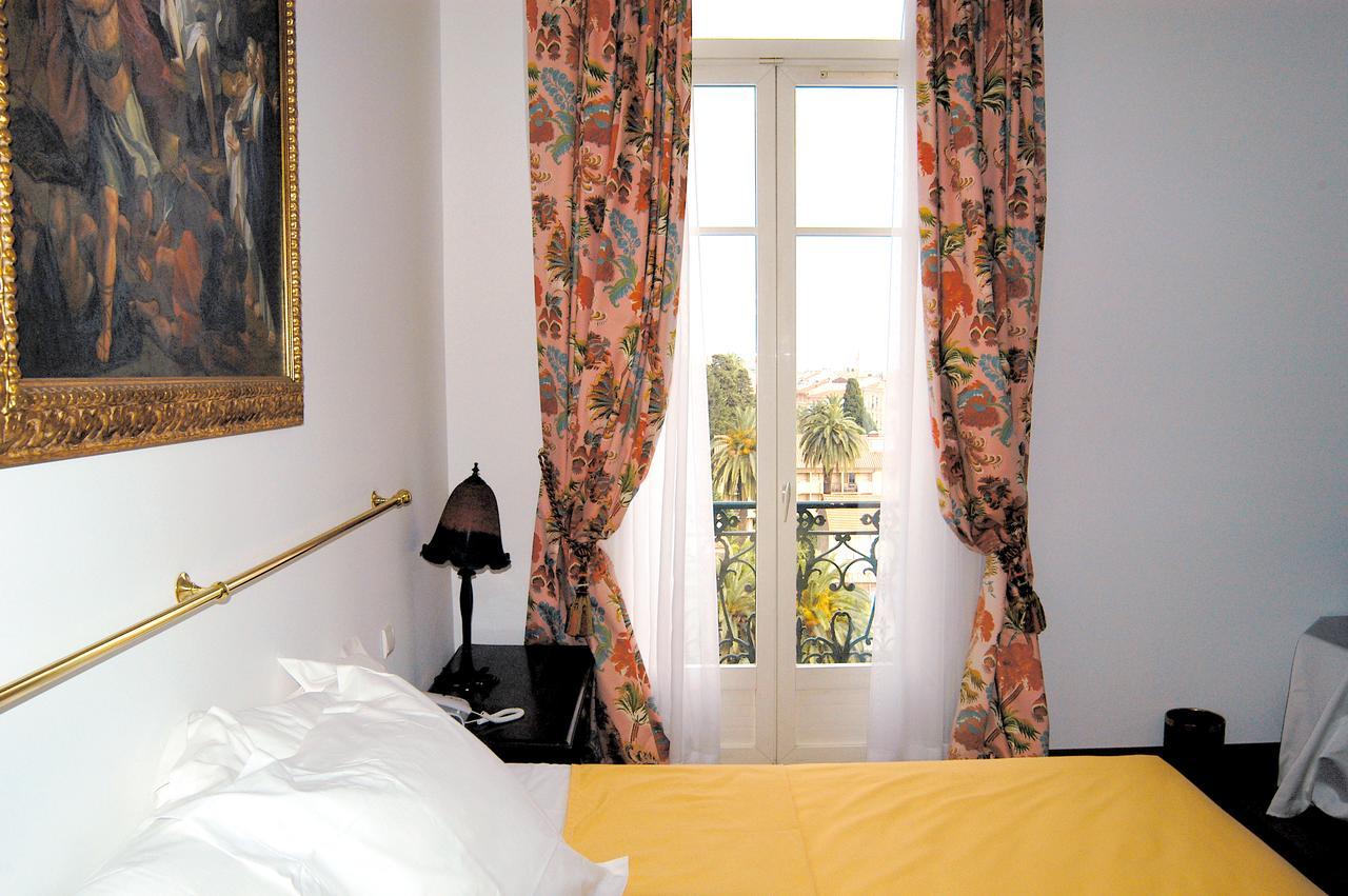 Grand Hotel Des Ambassadeurs Menton Exterior foto