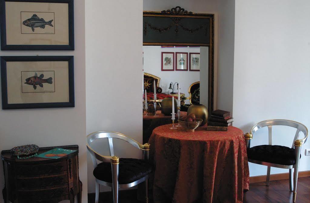 Grand Hotel Des Ambassadeurs Menton Exterior foto